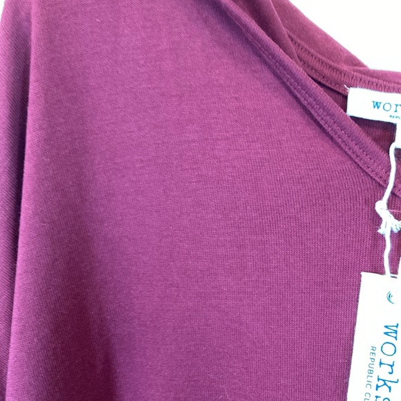 NWT -Womens Long Sleeve Active Top - Picture 3 of 4